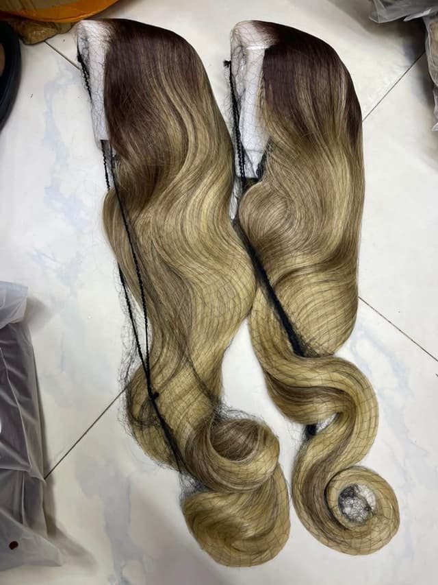 Hd layered wavy